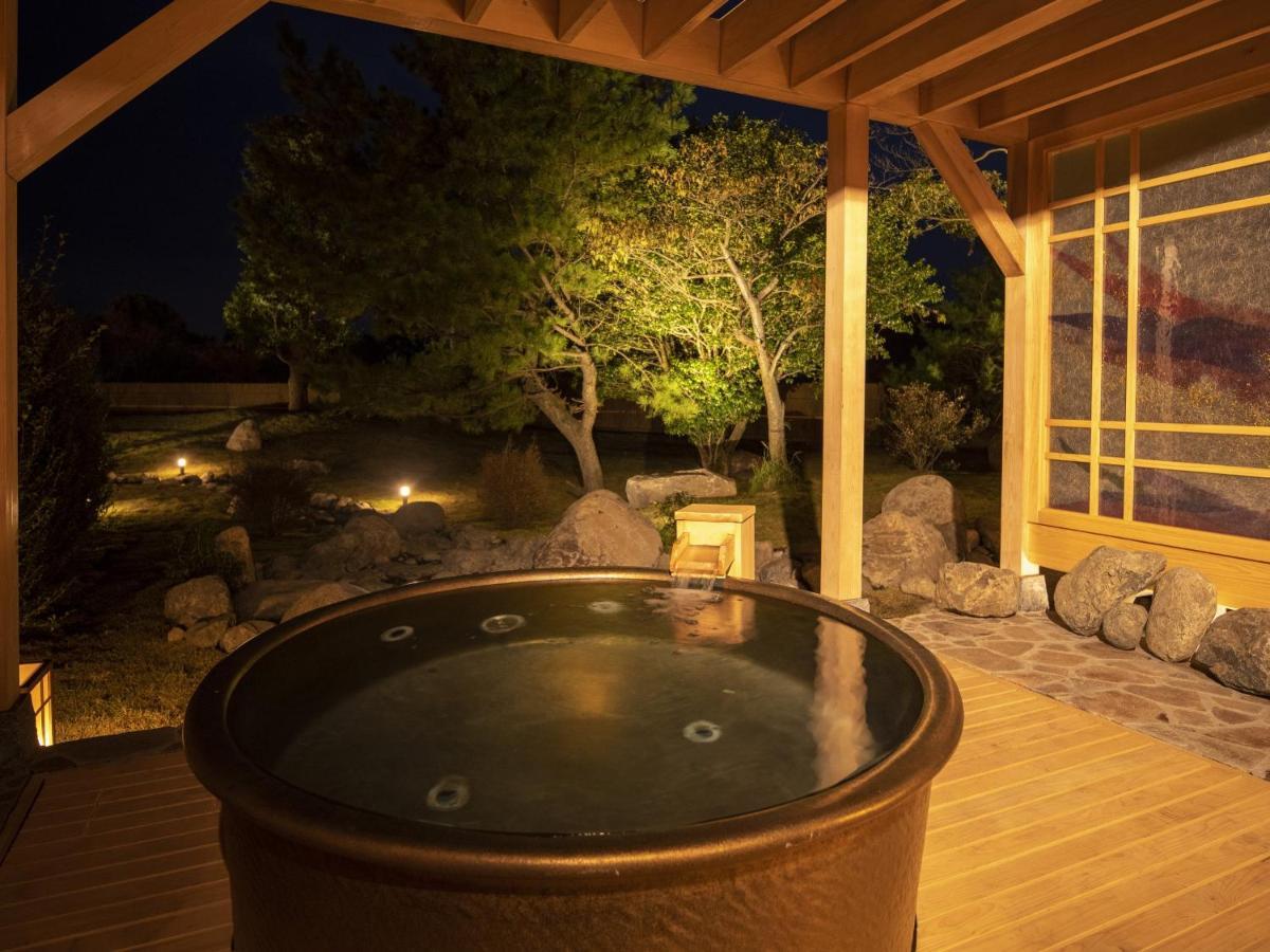 Hotel La Vista Kirishima Hills Exterior foto